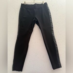 White House Black Market Black Stretch Skinny Pants Size Medium faux Leather